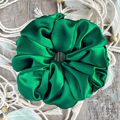 Leafy Green Scrunchie